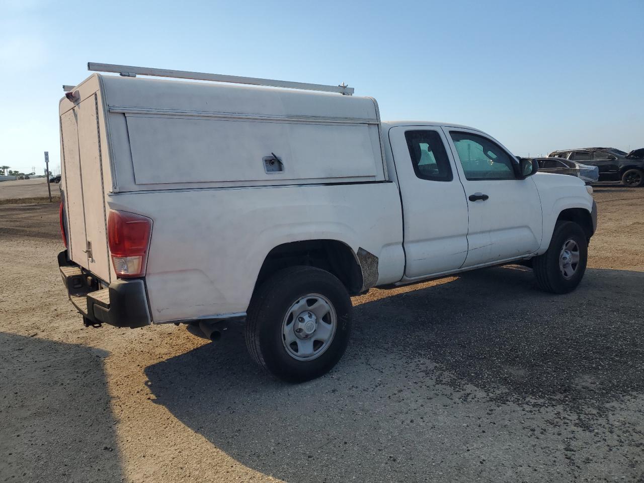2016 TOYOTA TACOMA