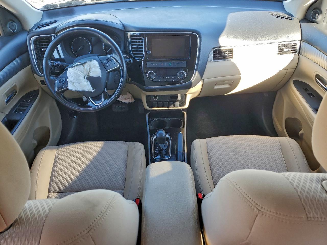2017 MITSUBISHI outlander