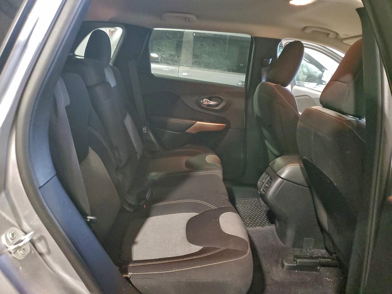 2018 JEEP CHEROKEE