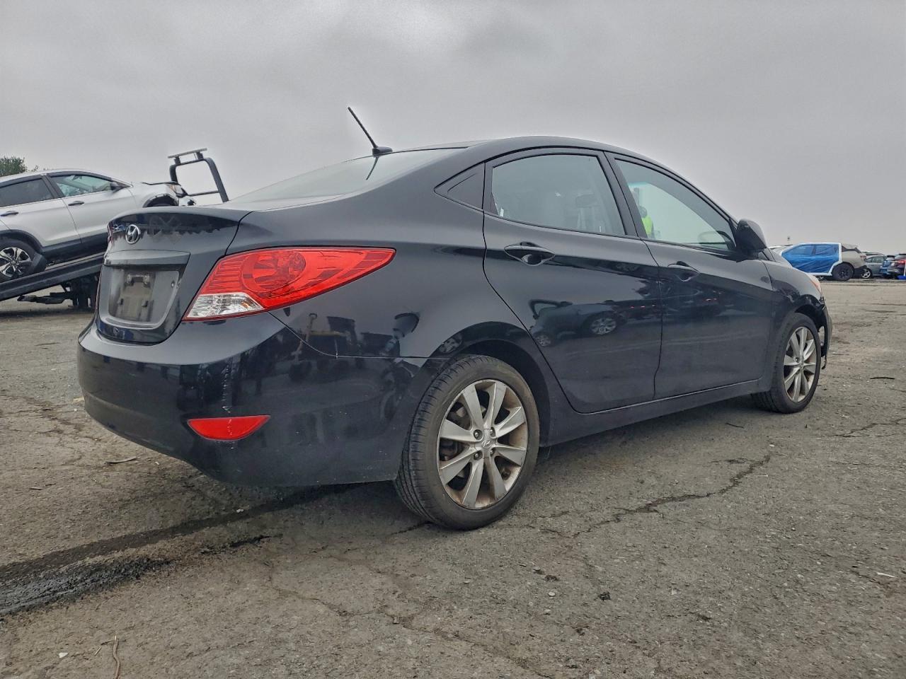 2014 HYUNDAI ACCENT