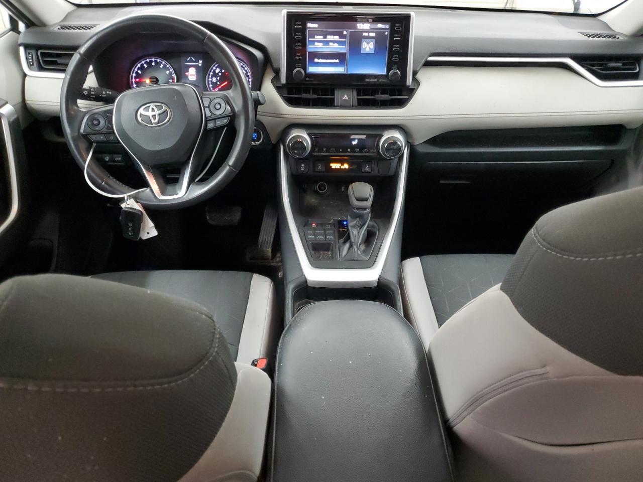 2019 TOYOTA RAV4