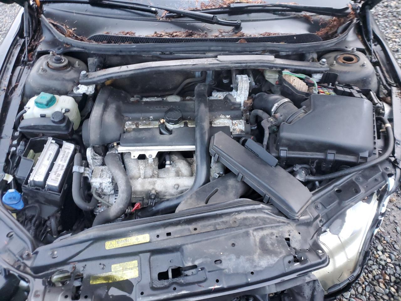 2005 VOLVO XC70
