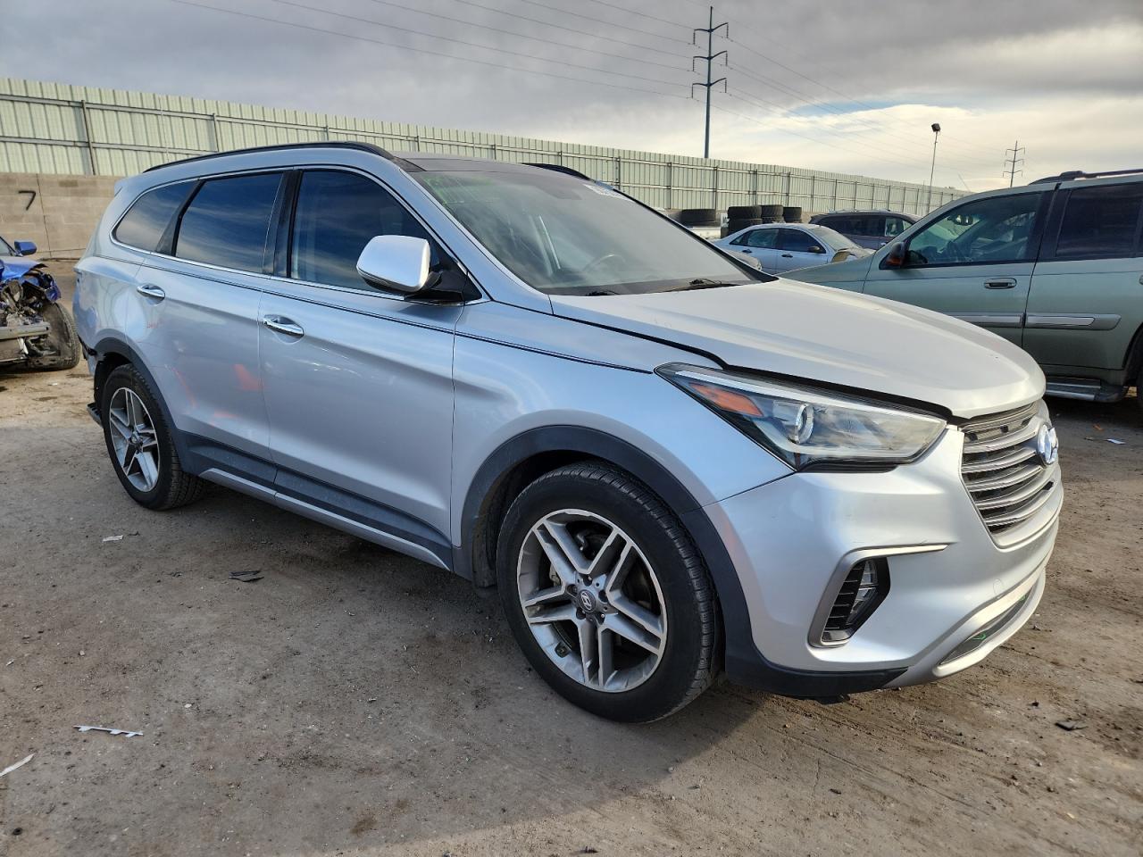 2017 HYUNDAI SANTA FE