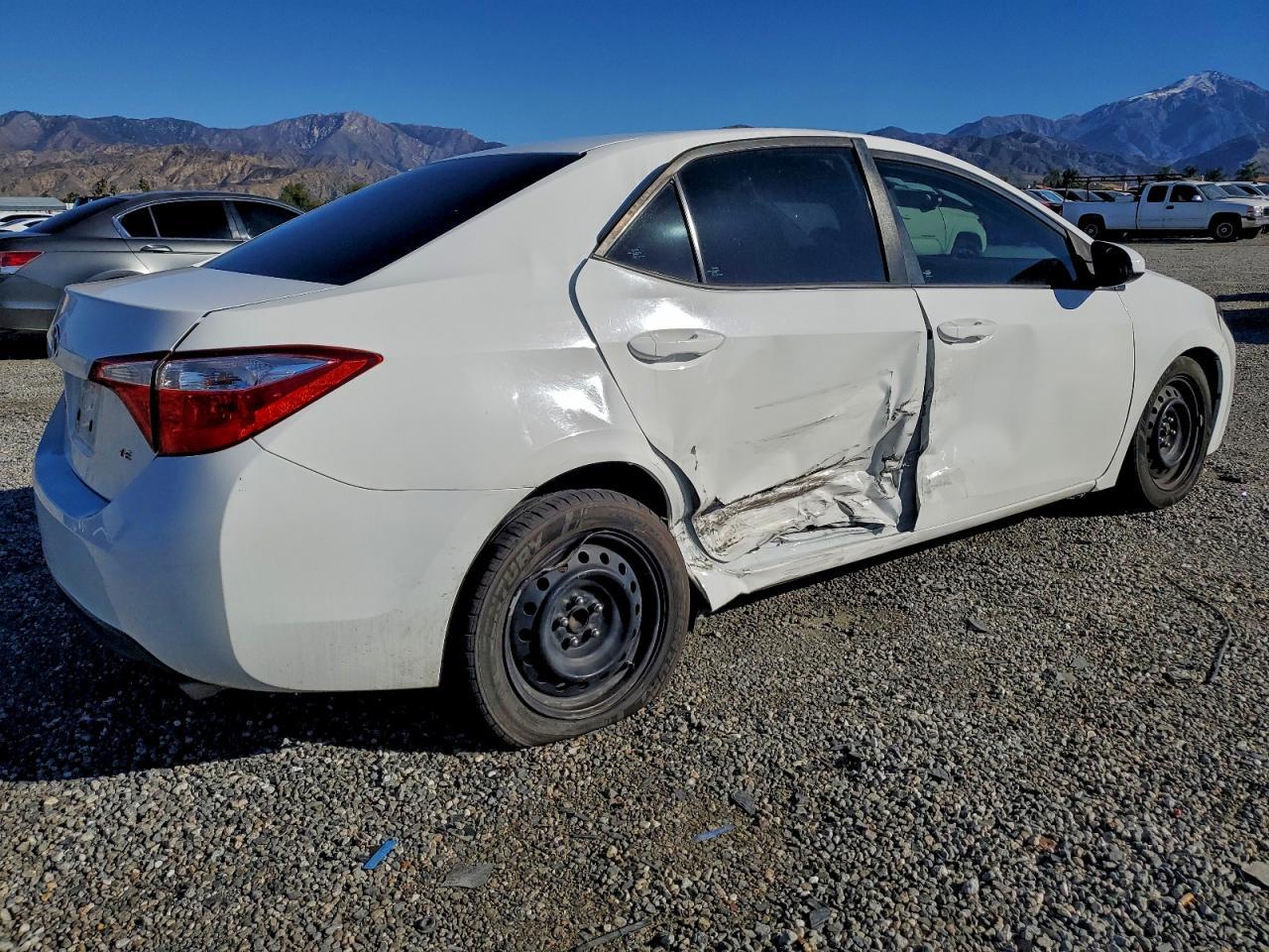 2016 TOYOTA COROLLA