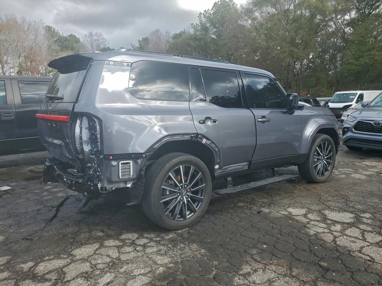 2024 LEXUS GX 550