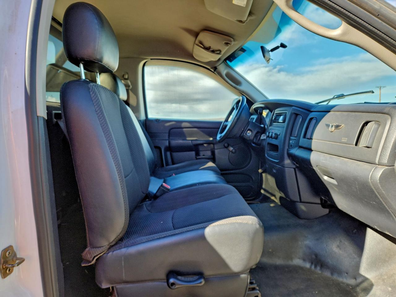 2003 DODGE RAM 1500