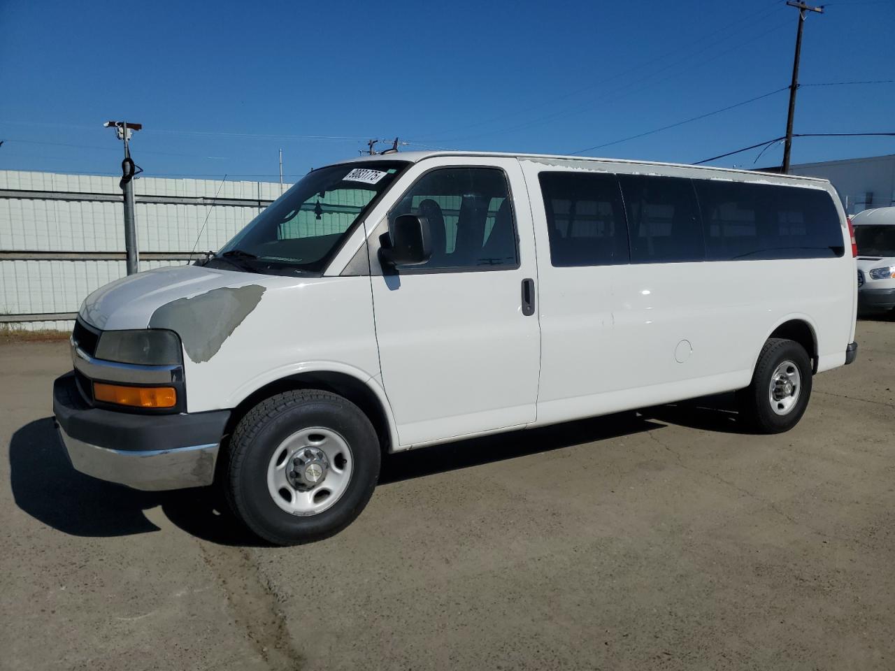 2011 CHEVROLET Express 3500