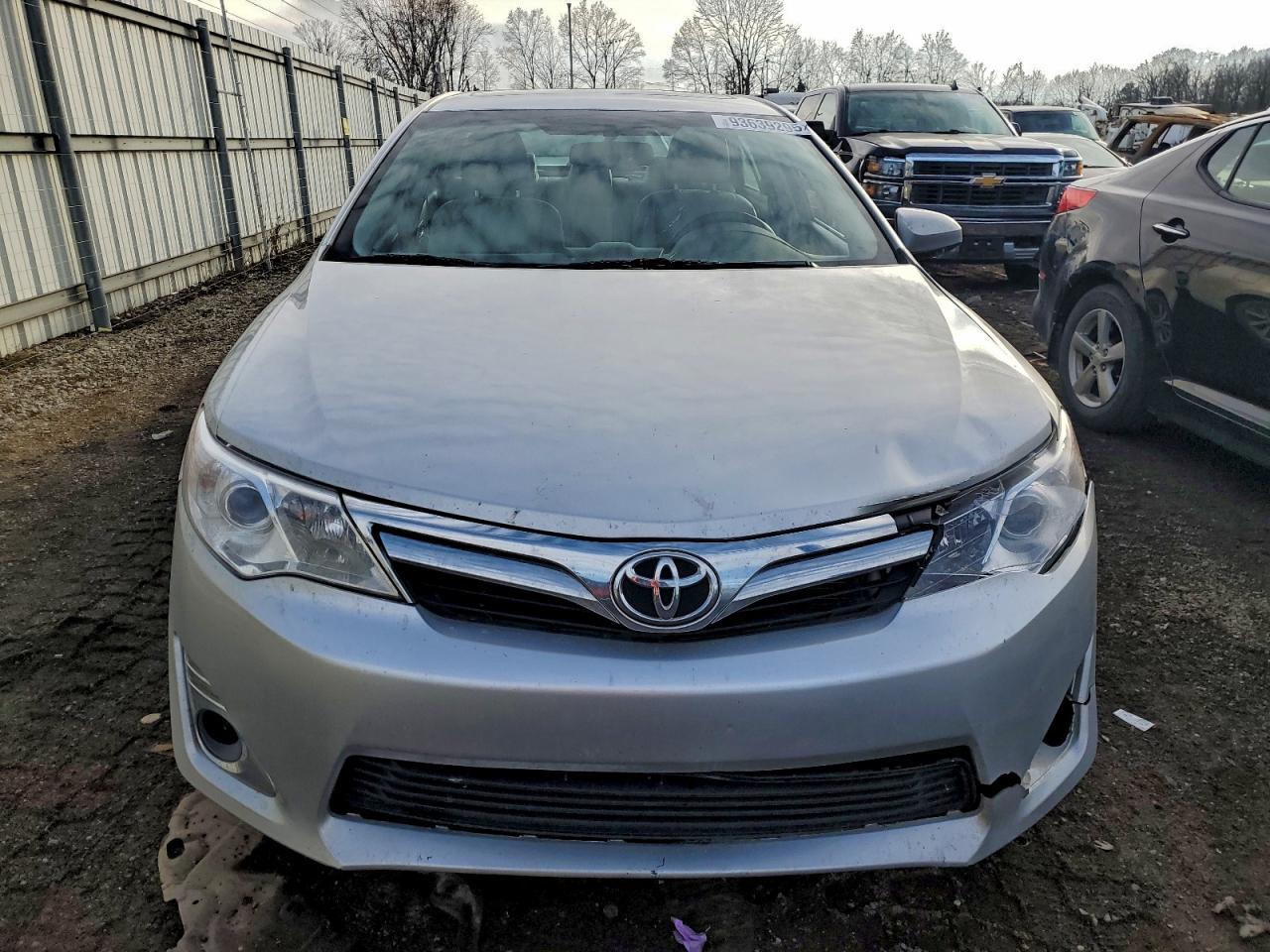 2014 TOYOTA CAMRY