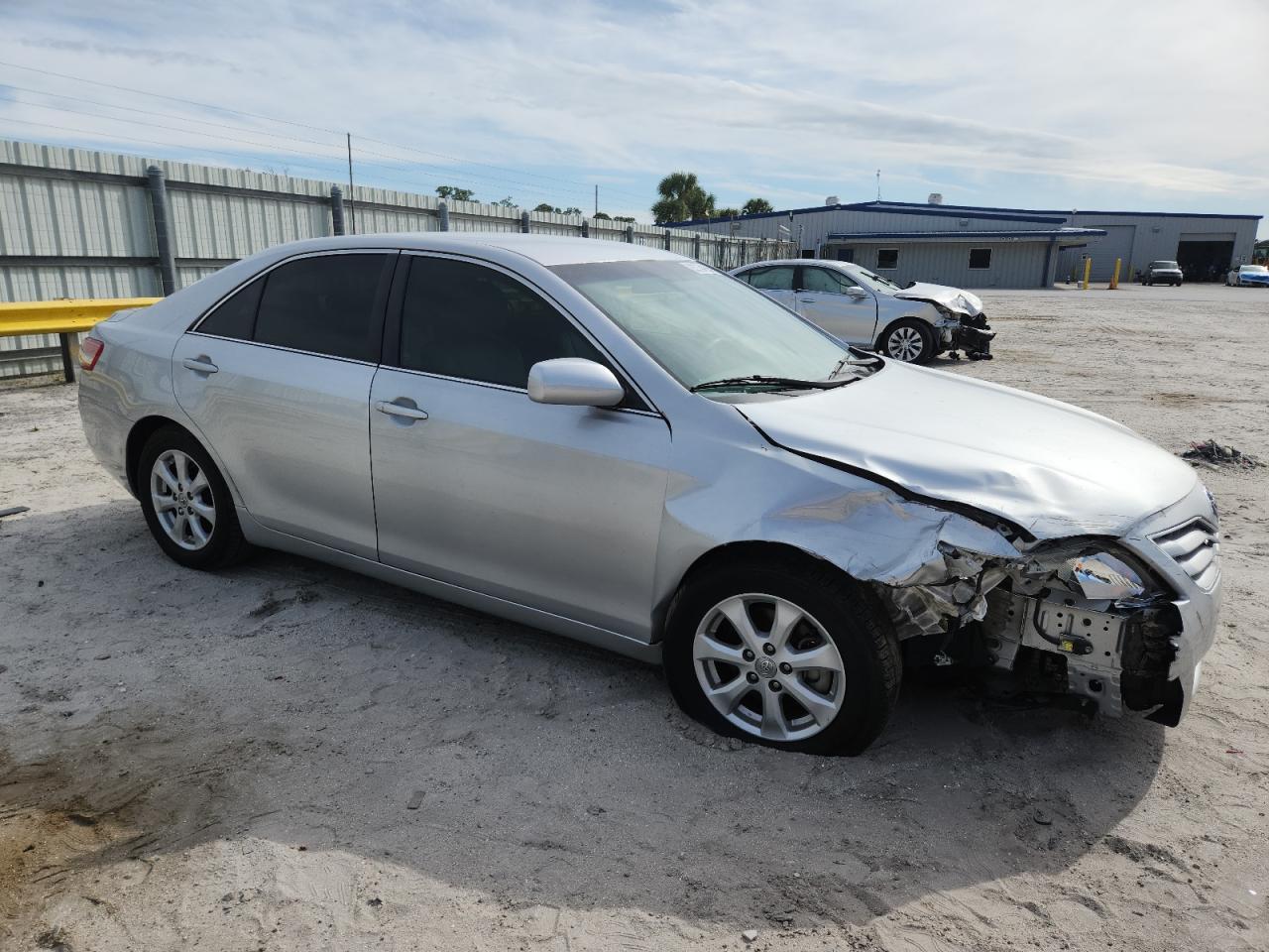 2011 TOYOTA CAMRY