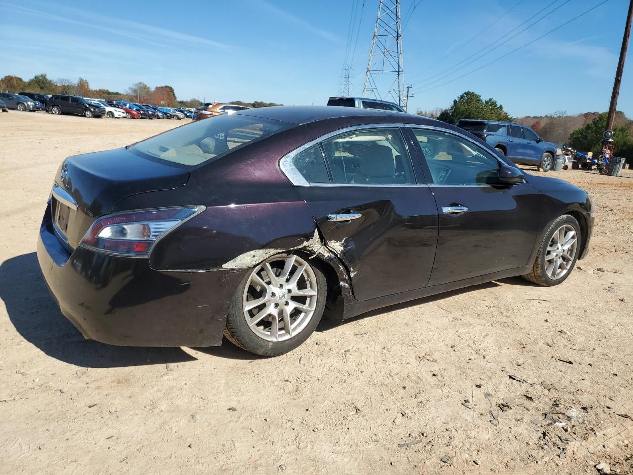 2014 NISSAN Maxima