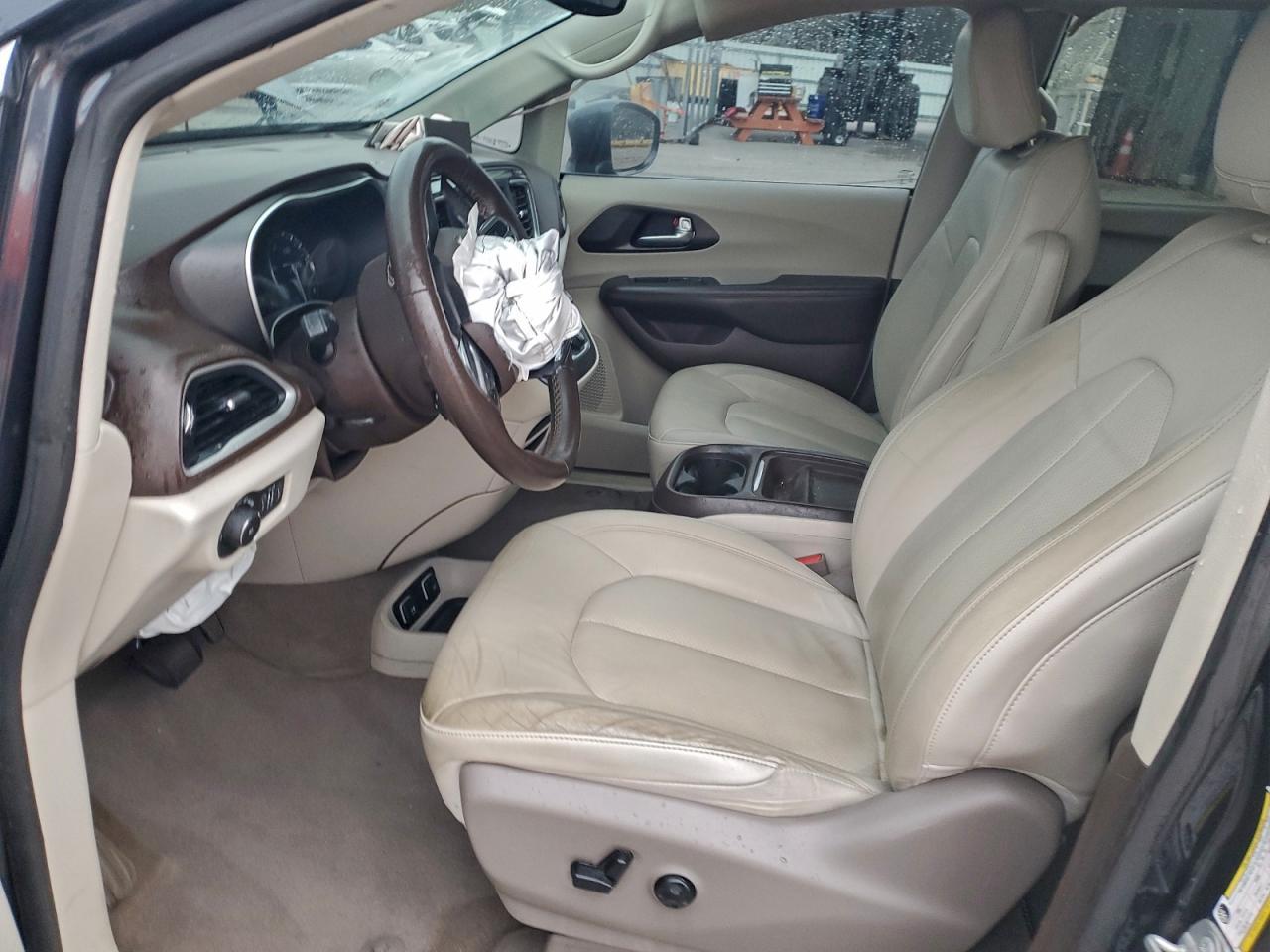 2020 CHRYSLER Pacifica