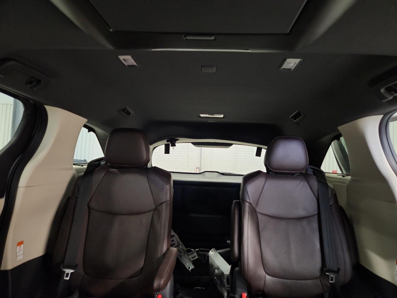 2021 TOYOTA SIENNA