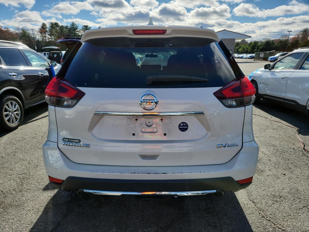 2017 NISSAN ROGUE