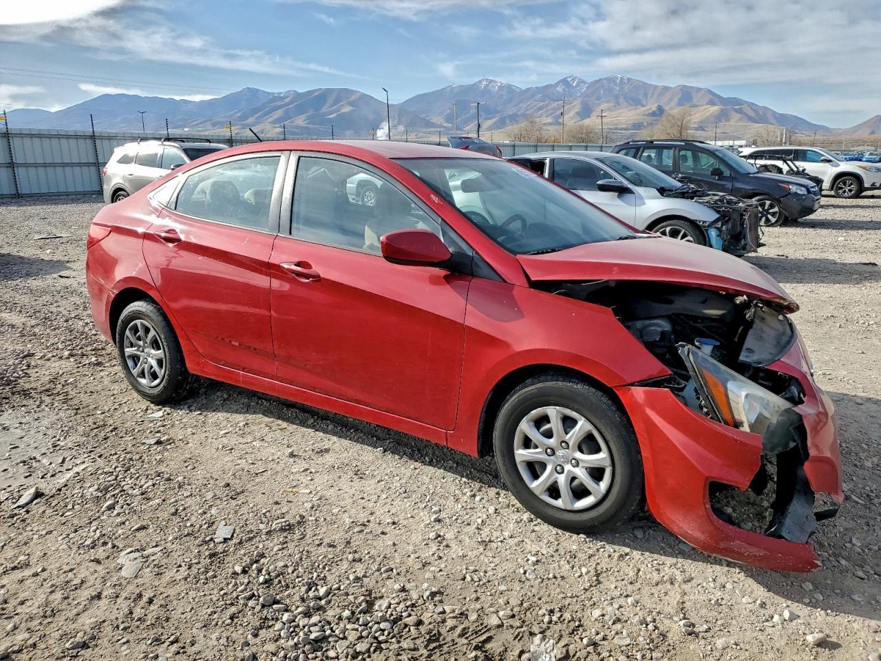 2013 HYUNDAI ACCENT