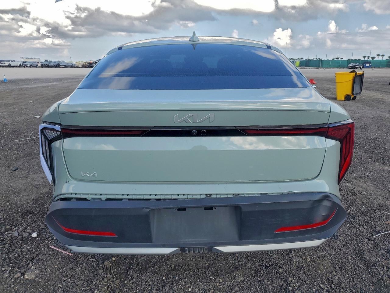 2025 KIA K4