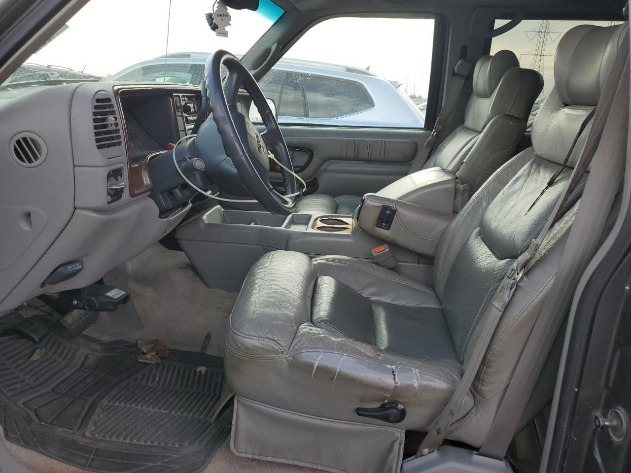 1999 GMC Suburban