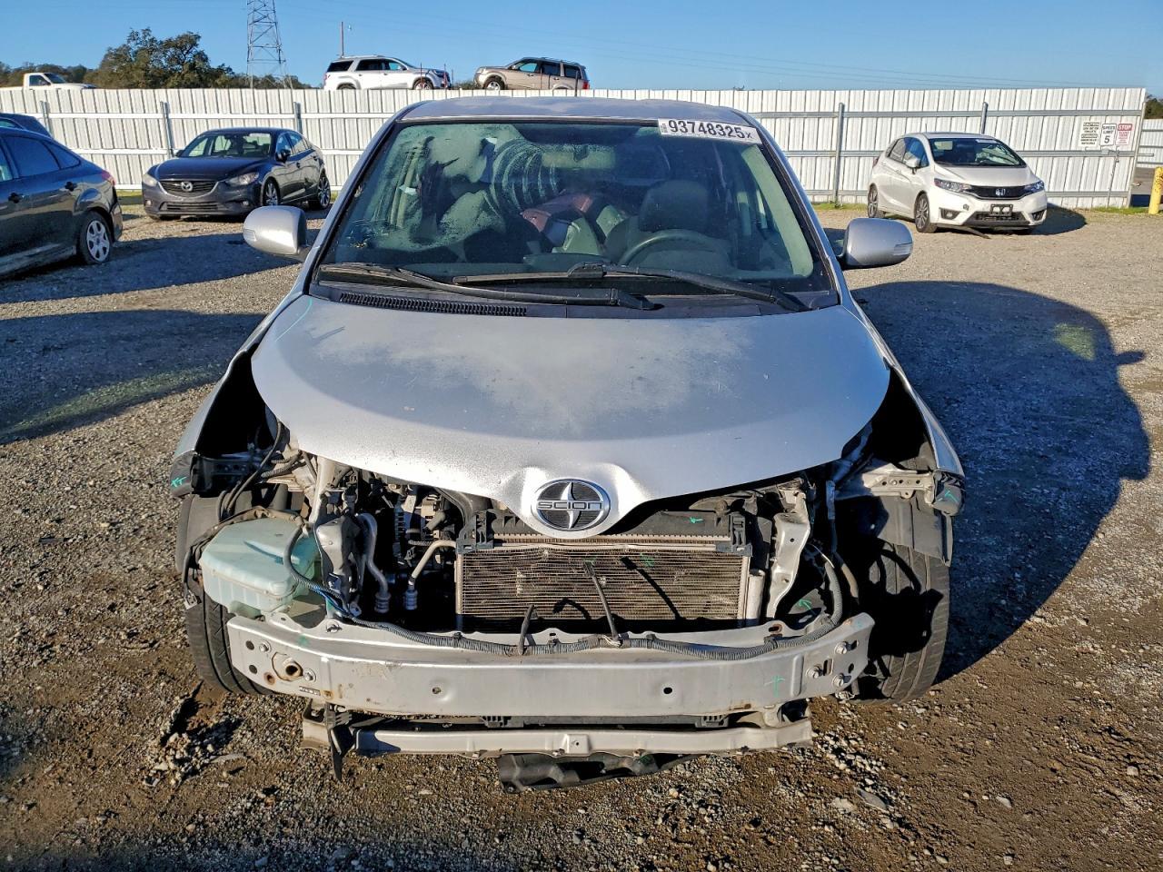 2010 TOYOTA SCION