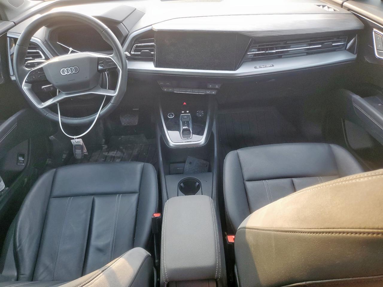 2022 AUDI Q4 e-tron