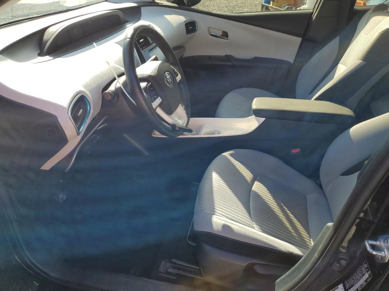 2018 TOYOTA PRIUS