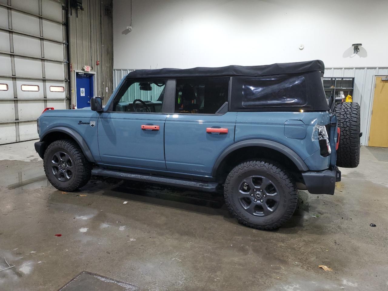 2021 FORD Bronco