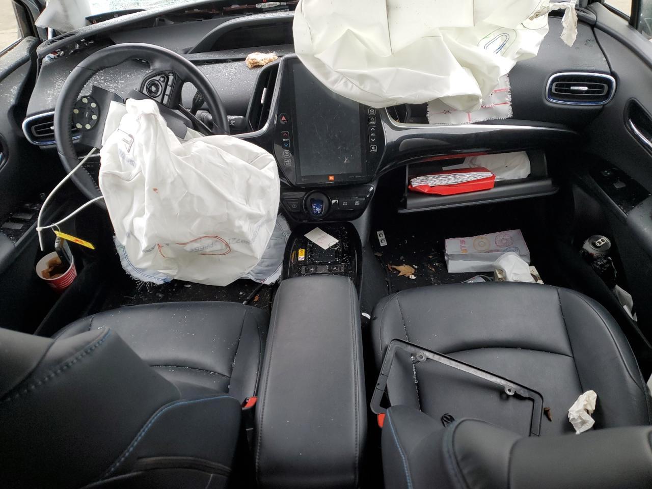 2019 TOYOTA PRIUS