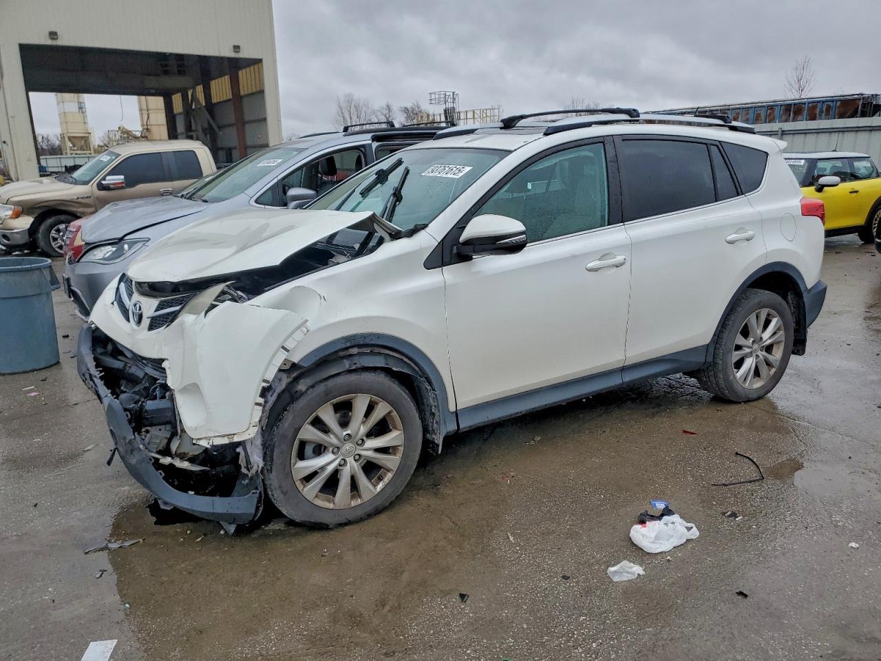 2014 TOYOTA RAV4
