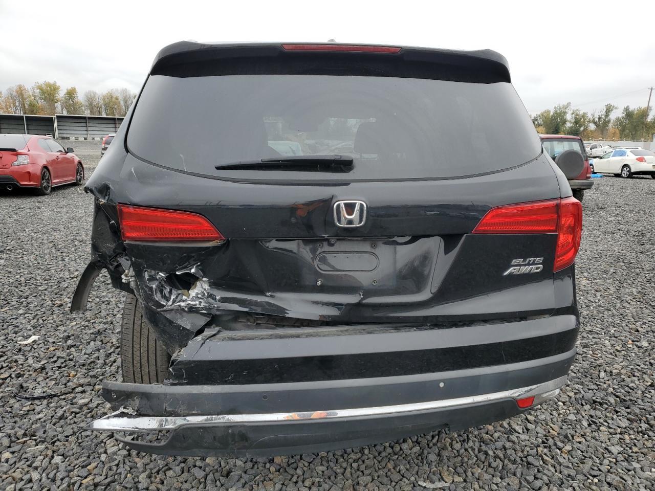 2017 HONDA PILOT