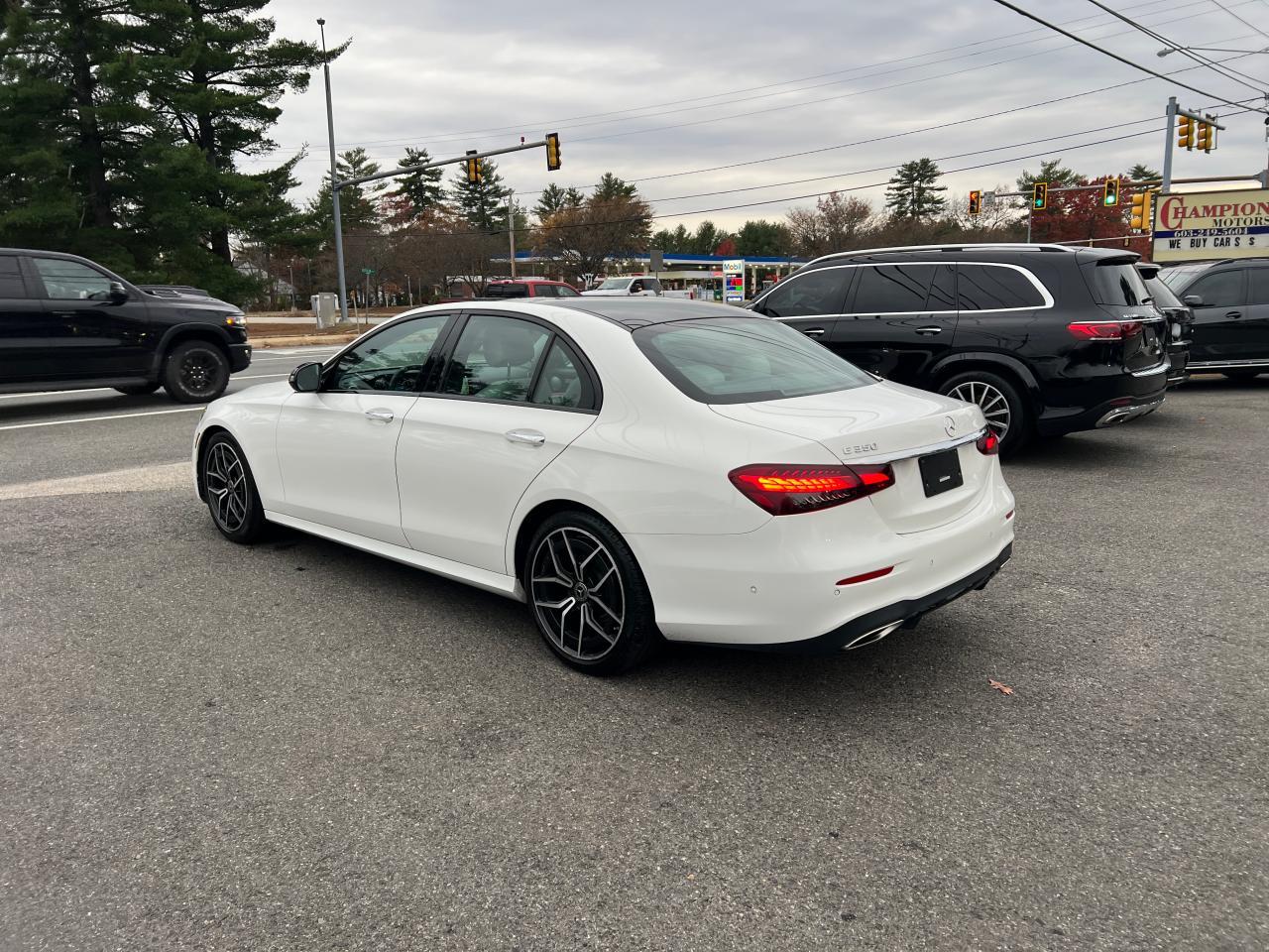 2021 MERCEDES-BENZ E-Class