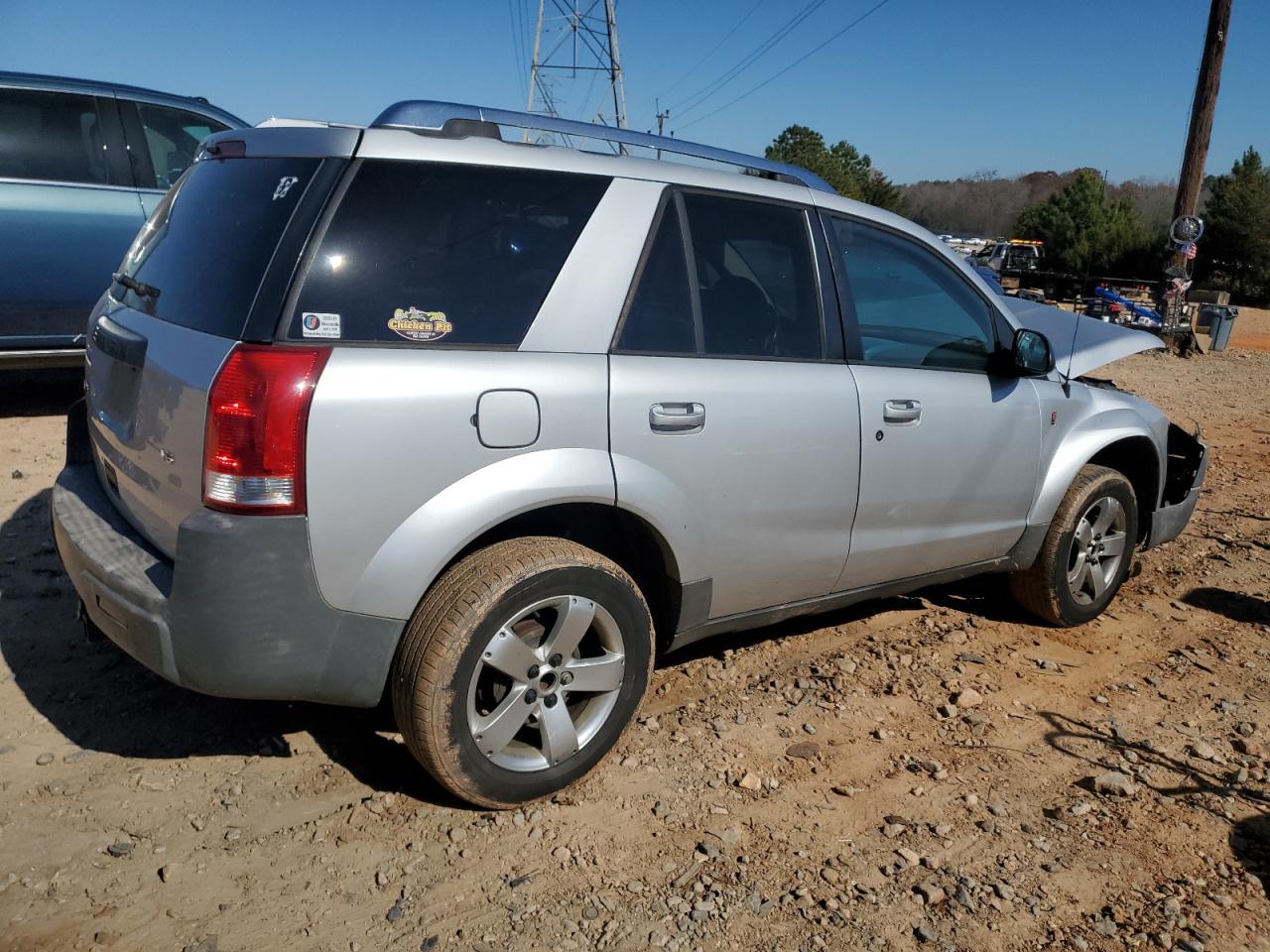2004 SATURN Vue