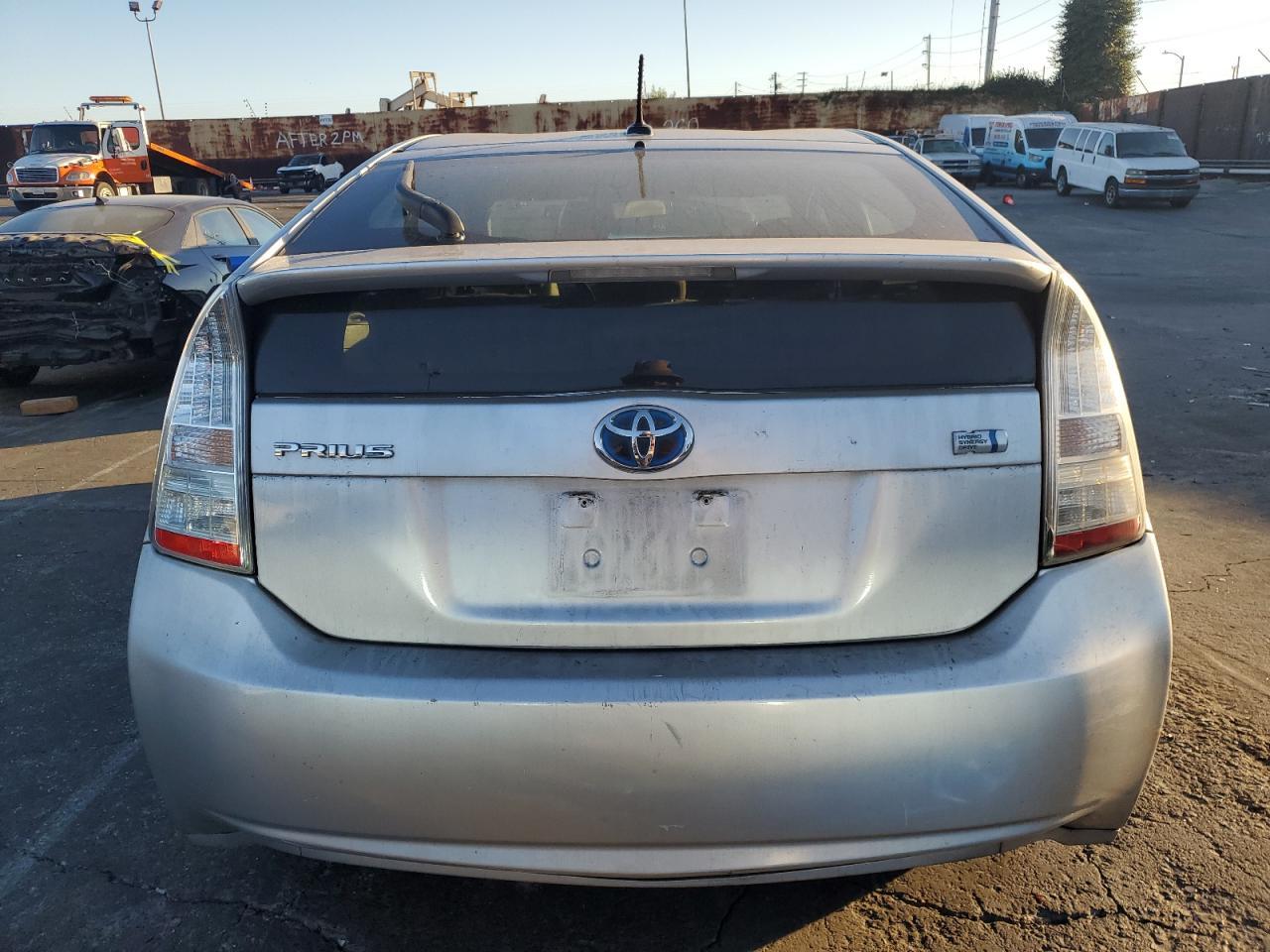 2010 TOYOTA PRIUS