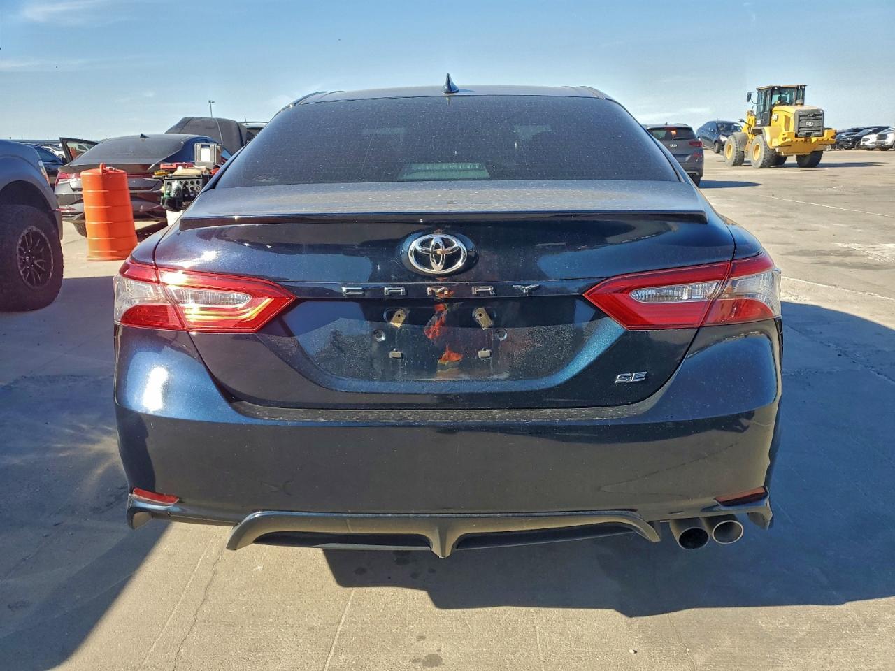 2019 TOYOTA CAMRY
