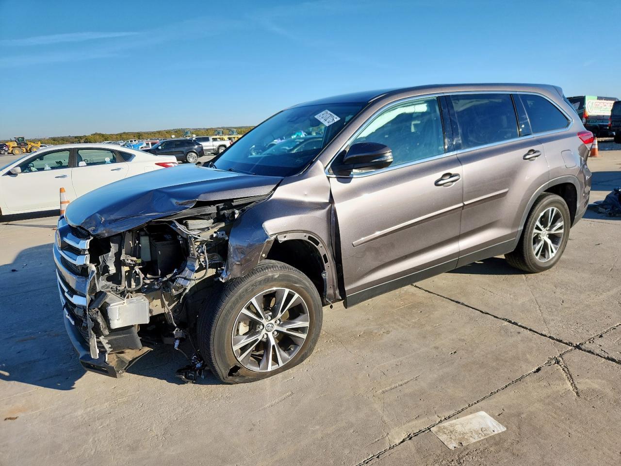 2019 TOYOTA HIGHLANDER