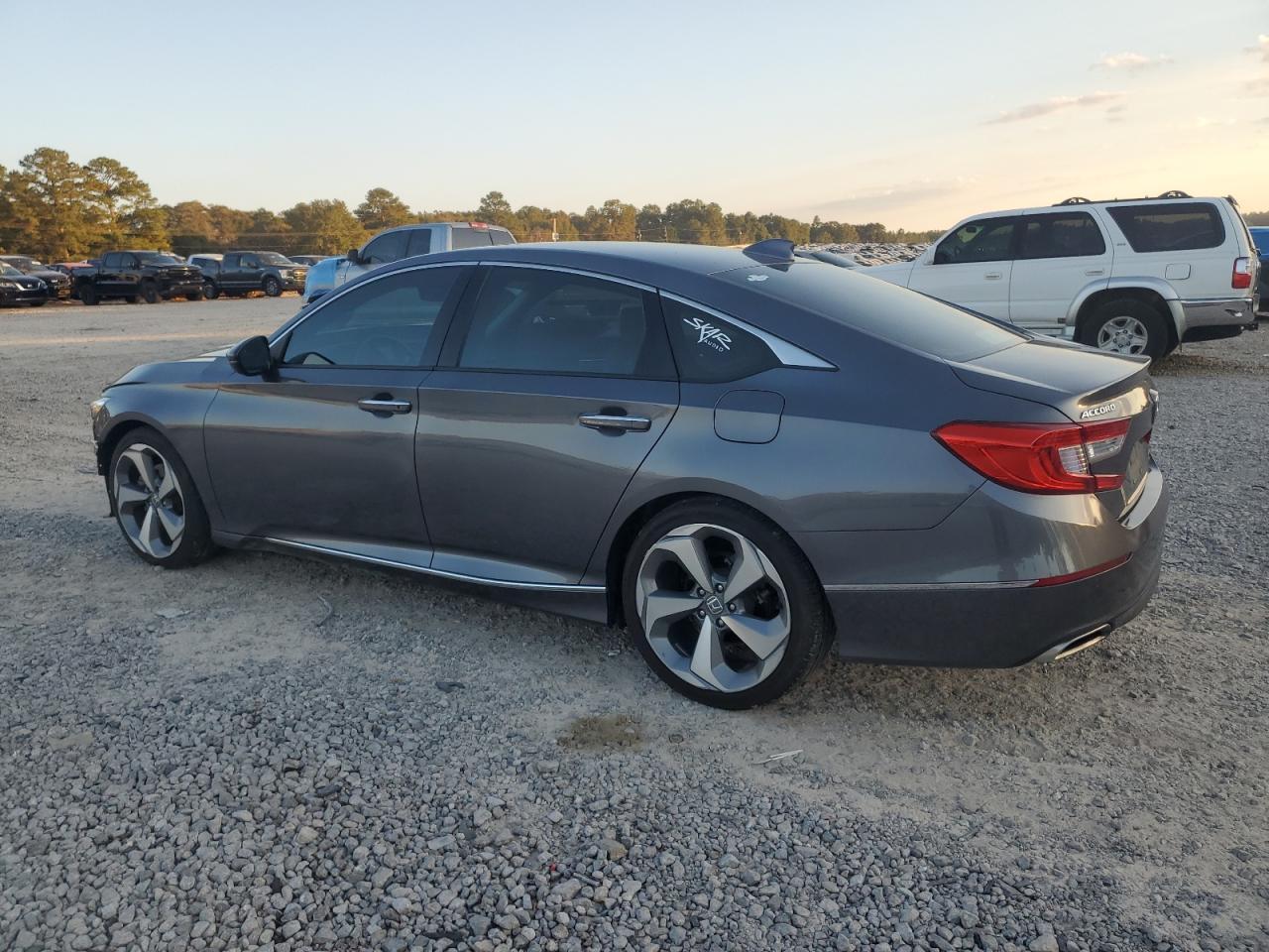 2019 HONDA ACCORD