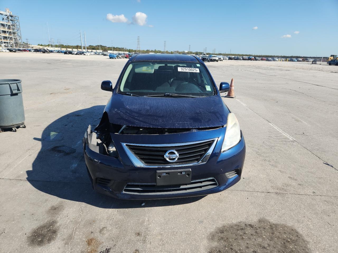 2012 NISSAN VERSA