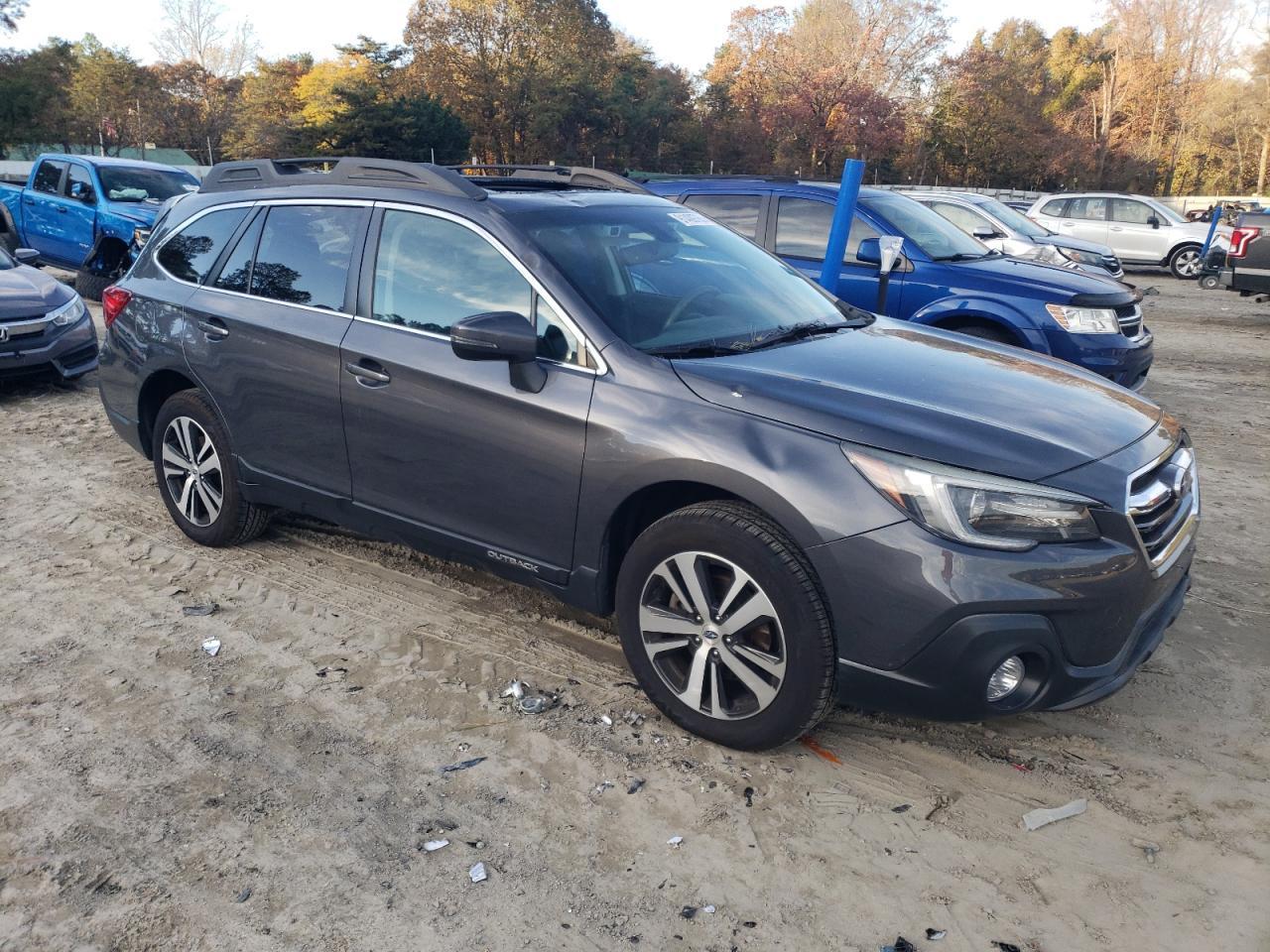 2019 SUBARU Outback