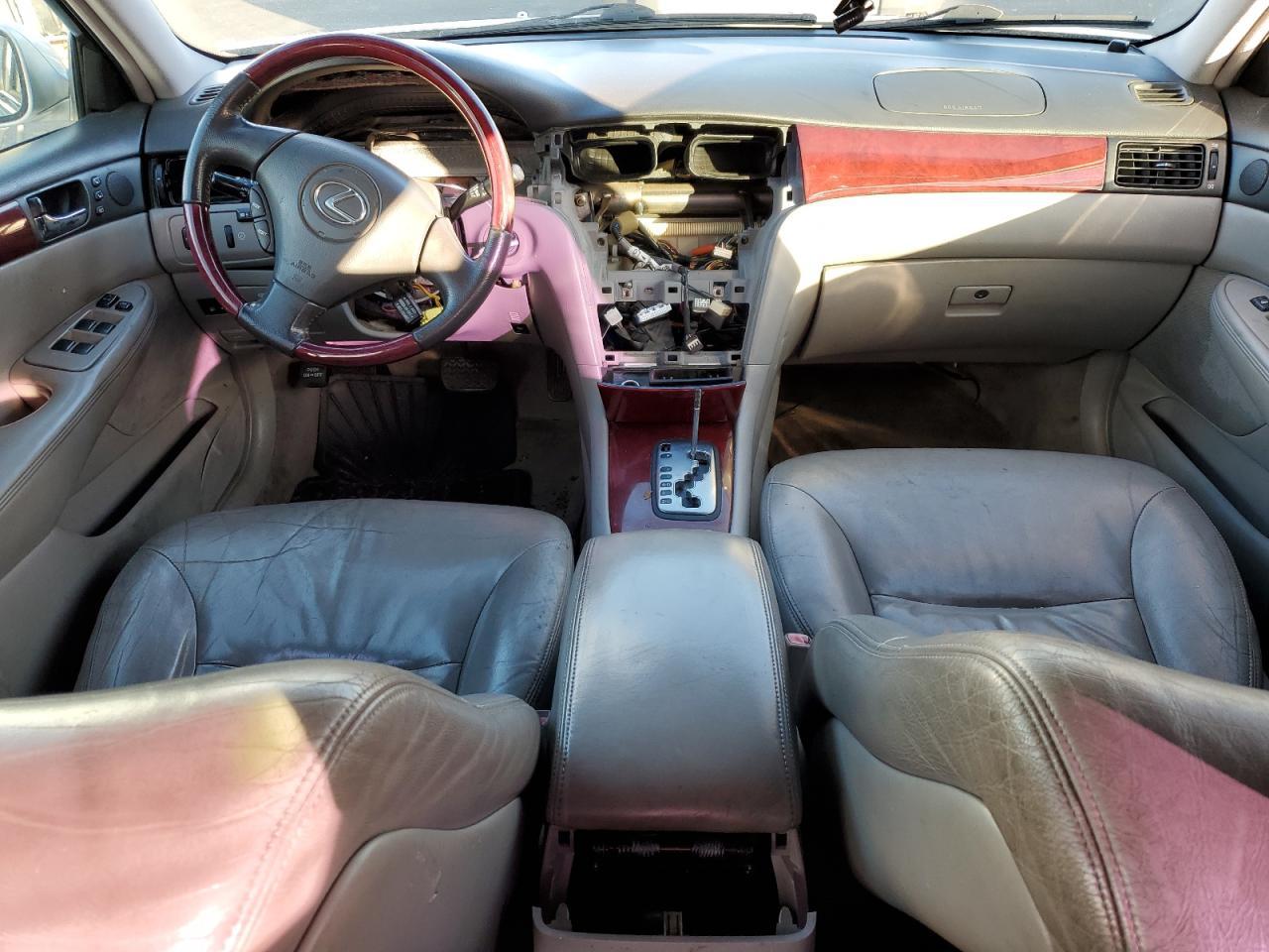 2002 LEXUS Es 300