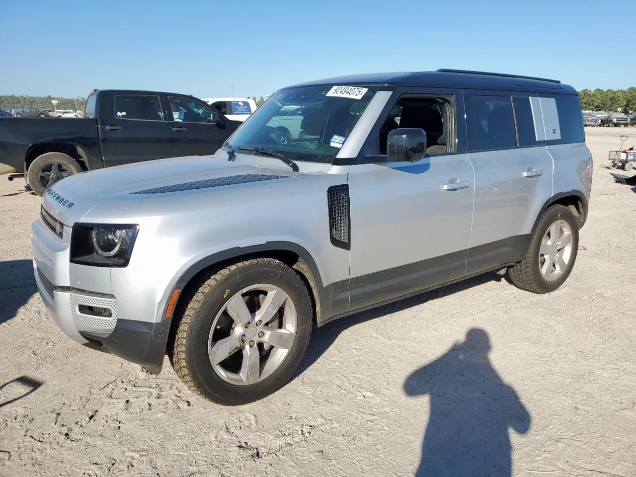 2020 LAND ROVER Defender
