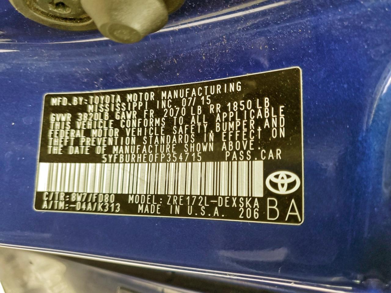 2015 TOYOTA COROLLA