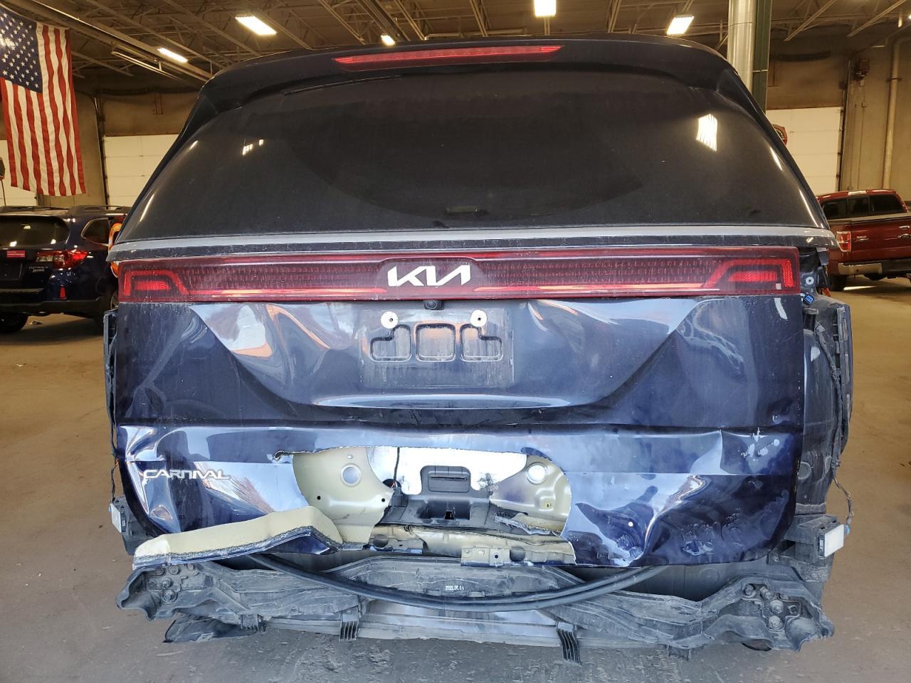 2023 KIA Carnival