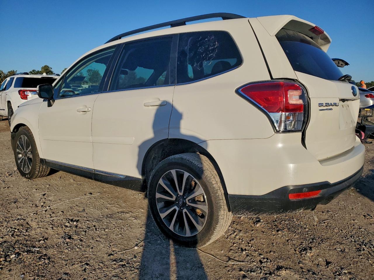 2018 SUBARU FORESTER