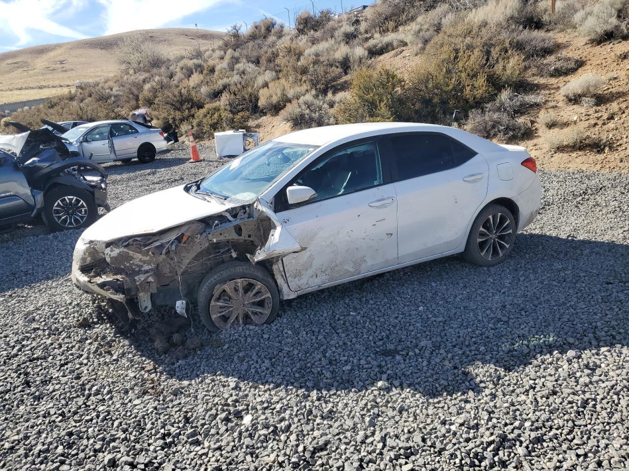 2017 TOYOTA COROLLA