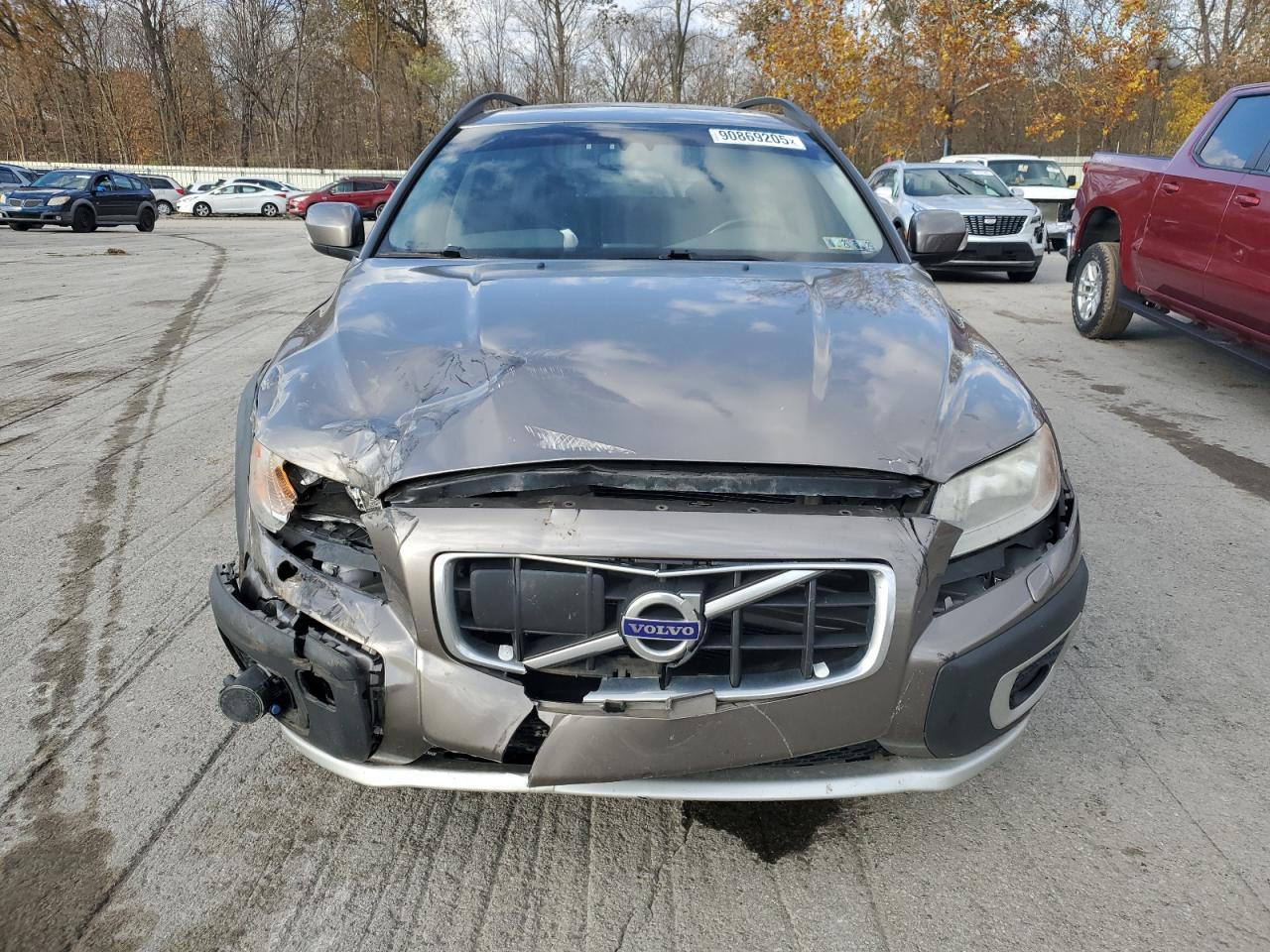 2010 VOLVO XC70