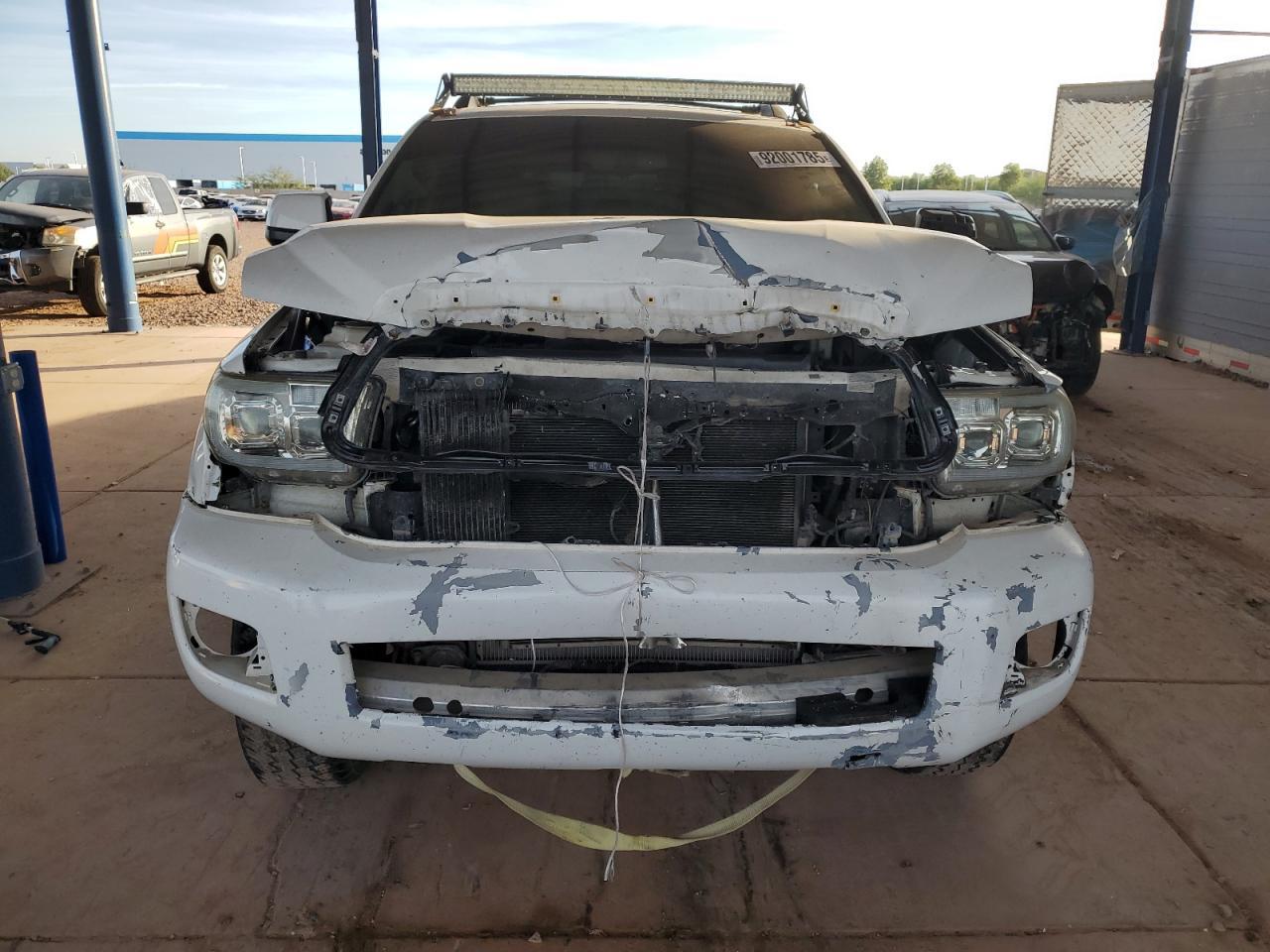 2008 TOYOTA Sequoia
