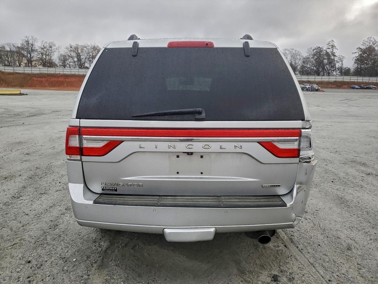2015 LINCOLN Navigator