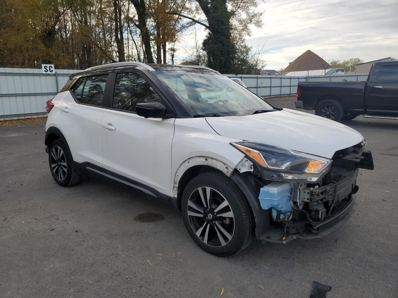 2019 NISSAN KICKS