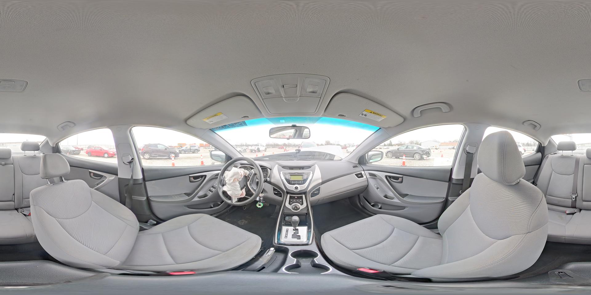 2012 HYUNDAI ELANTRA