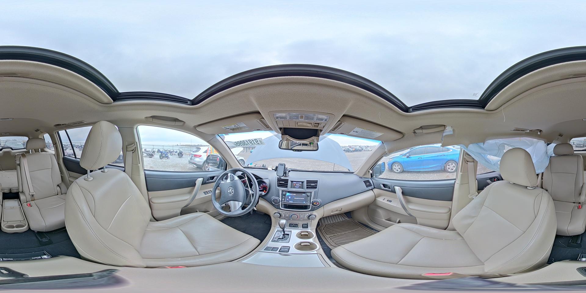 2013 TOYOTA HIGHLANDER