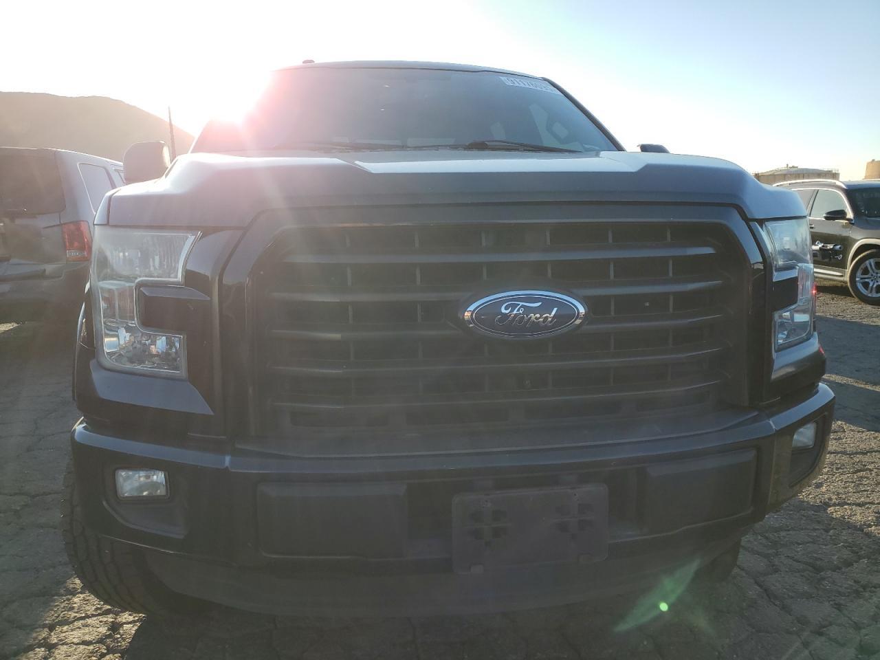 2015 FORD F-150