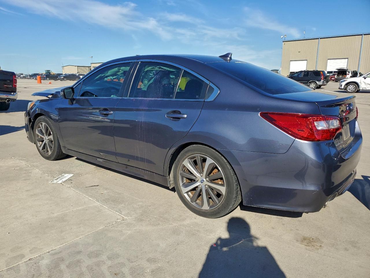 2016 SUBARU Legacy