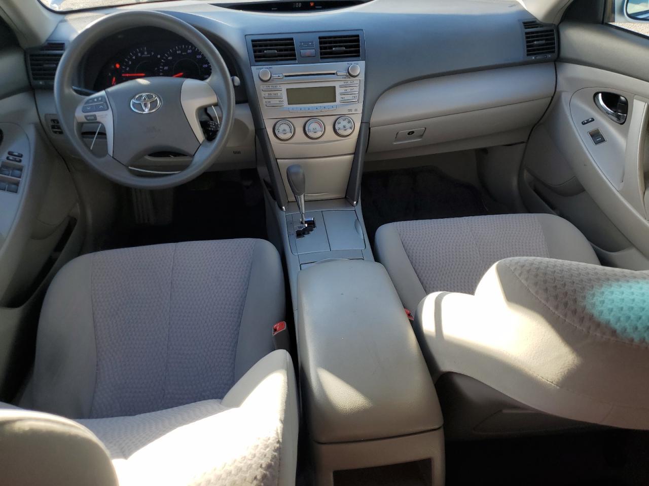 2011 TOYOTA CAMRY